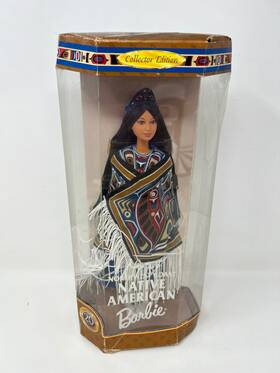 Barbie 24671 Dolls Of The World Northwest Coast Native American 2000 Doll