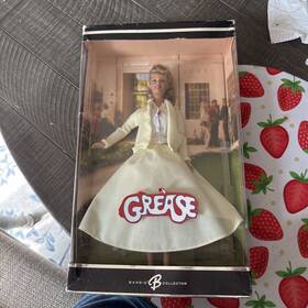 Barbie C4773 Grease As Sandy Olsson