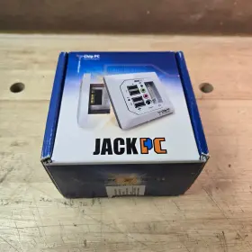 Efi7900 Chip Pc Technologies Jack Usb 2.0 Dvi-i Ports