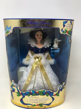 19898 Mattel Disneys Snow White Holiday Princess Barbie