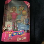 Barbie #18895 Doll 1997 I'm Toys 'r' Us Kid New. Price: $19.00.