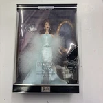 Between Takes Hollywood Movie Star Collection Barbie Doll 2000 Mattel 27684 New. Price: $49.83.