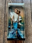 Sydney Opera House Barbie Landmark Collection Pink Label 2010 *packaging Damage New. Price: $45.99.