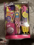 Mattel Barbie Wash 'n Wear Doll With Color Change Outfits 2000 Model 29027 New. Price: $46.89.